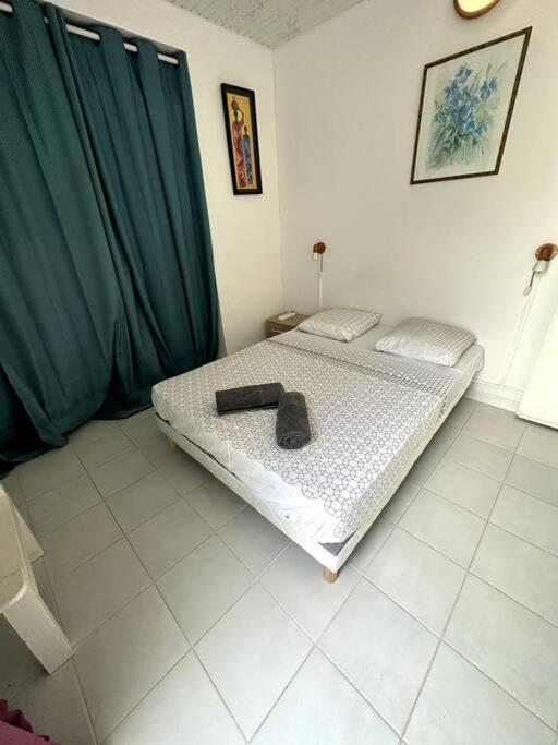 Maison Authentique A 300M De La Plage Sainte-Anne Εξωτερικό φωτογραφία